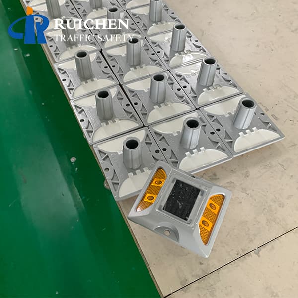 <h3>Horseshoe Solar Powered Road Studs For Port In Japan-RUICHEN </h3>
